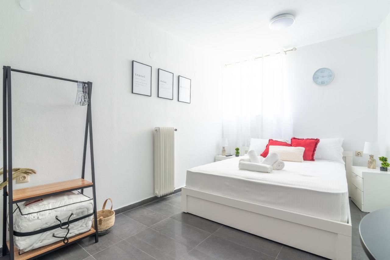 Modern Studio Near Downtown Heraklion Exteriör bild