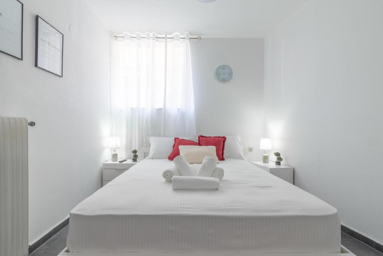 Modern Studio Near Downtown Heraklion Exteriör bild