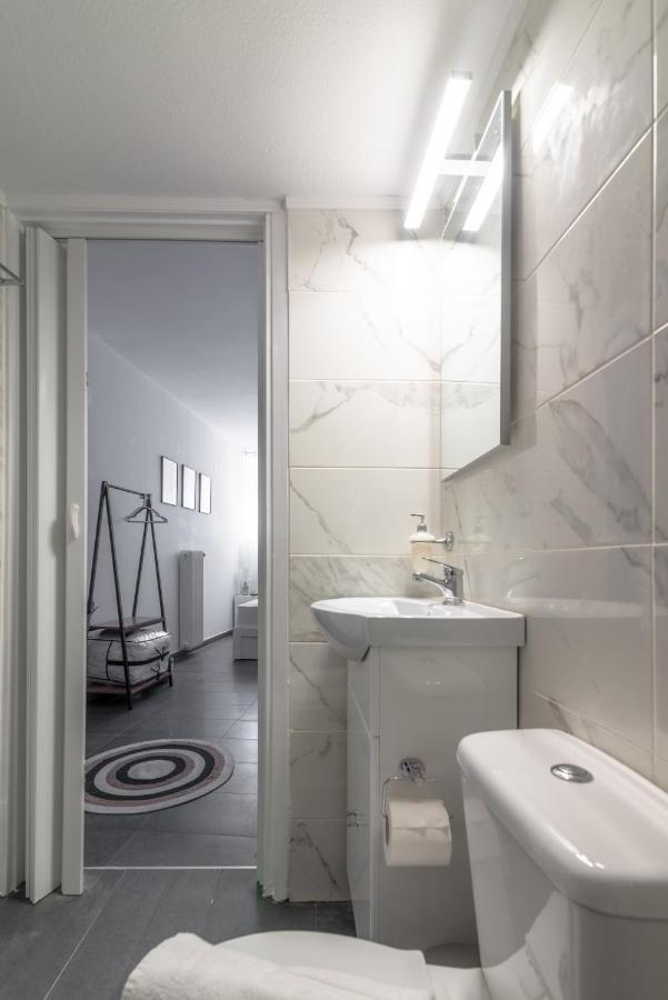 Modern Studio Near Downtown Heraklion Exteriör bild